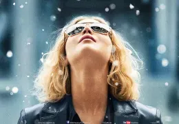 Zurück zum Film Joy - Alles außer gewöhnlich!