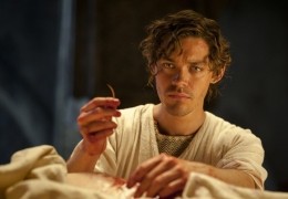 Der Medicus 2 - Tom Payne in  Der Medicus