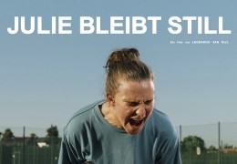 Julie bleibt still