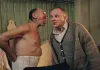 Isak (Joachim Calmeyer) weiht Folke (Tomas Norström)...erleih