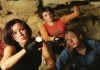 Beth (Alex Reid), Holly (Nora Jane Noone) und Sarah...m Film