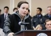 Freeheld - Stacie Andree (Ellen Page) spricht vor den...ders)