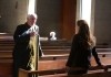 Knight of Cups - Elizabeth (Natalie Portman) und Fr....tahl)