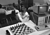 Computer Chess - Patrick Riester als Peter Bishton