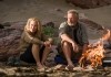 Der Salzpfad - Gillian Anderson (Raynor) und Jason...Moth)