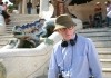 Regisseur Woody Allen am Set in Barcelona