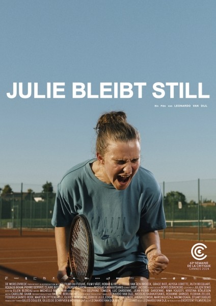 Julie bleibt still