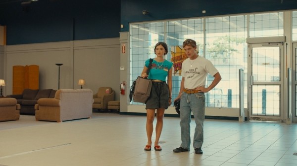 Backrooms - Lukita Maxwell, Finn Bennett