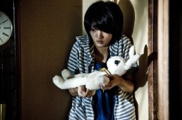 Rabbit Horror 3D - Kiriko (Hikari Mitsushima) ahnt...geht.