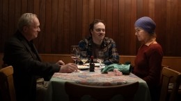 Dann passiert das Leben - Ein Familienessen, pendelnd...lmars