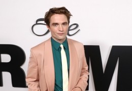 Robert Pattinson verspricht f�r 'The Batman Part II'...ters.