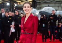 Rosamund Pike