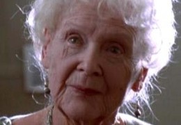 Gloria Stuart in 'Titanic' (1997)