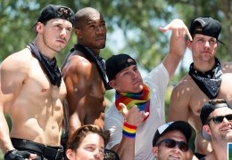 Channing Tatum auf der Gay Pride Parade