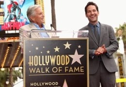 Michael Douglas und Paul Rudd auf dem Hollywood Walk...Fame