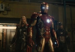 Avengers 2: Age of Ultron mit Chris Hemsworth, Robert...Evans