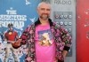 Sean Gunn schickt Rocket Raccoon zumindest in...tand.