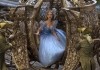 Cinderella - Cinderella (Lily James) auf dem Weg zum Ball