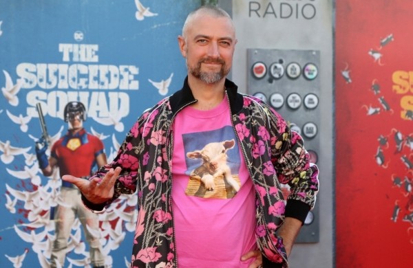 Sean Gunn schickt Rocket Raccoon zumindest in...tand.