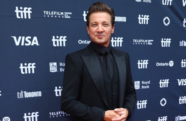 Jeremy Renner wird im kommenden Marvel-Blockbuster...hren.