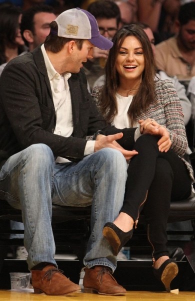 Ashton Kutcher mit Mila Kunis