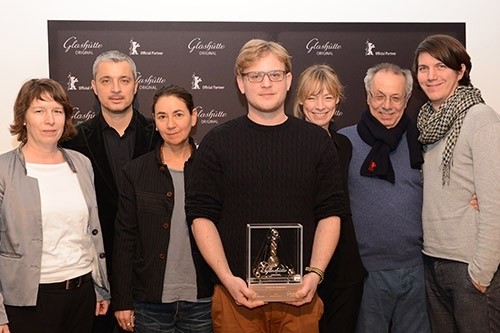 Oskar Sulowski (Mitte), der Gewinner  des 'Made in...hts).