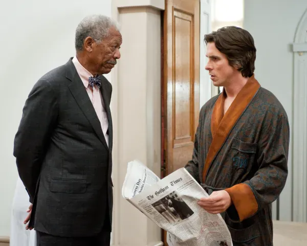 Morgan Freeman und Christian Bale in The Dark Knight Rises