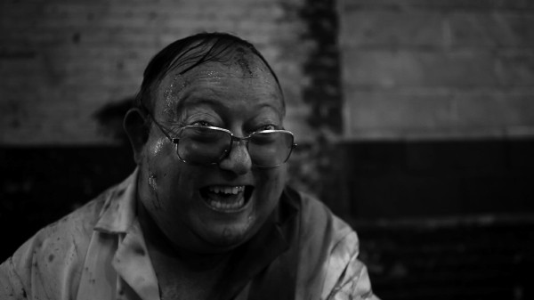 The Human Centipede 2 mit Laurence Harvey