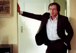 Lenas Vater Friedrich (Thorsten Merten) ist auch...nich'