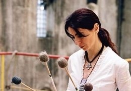 Touch the Sound - A Sound Journey with Evelyn Glennie...n GmbH