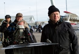 The Expendables 2 - Regisseur Simon West am Set