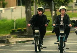 Ricky - Normal war gestern - Die Moped-Gang: Dennis...mitz)