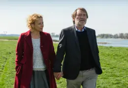 Die abhandene Welt - Sophie (Katja Riemann) mit ihrem...bich)