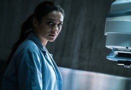 The Possession of Hannah Grace - Megan Reed (SHAY MITCHELL)