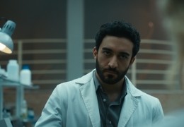 Der Schwarm - Folge 2: Rahim Amir (Eidin Jalali), ein...mern.