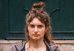 Milch ins Feuer - Justine Bauer (Regie)