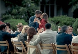 The Change - Dylan O'Brien als Josh, Kyle Chandler...Ellen