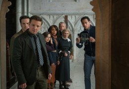 Wake Up Dead Man: A Knives Out Mystery - Andrew...rmack