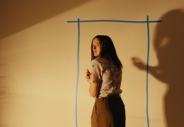 Backrooms - Renate Reinsve