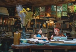 Nina (Villo Demeter) und Ladia (Kati Zsurzs) in I...fand