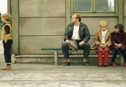 Warten auf Irene: Flori (Tamino Wecker), Dieter...onka)