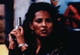 Pam Grier - Under Cover - In too Deep