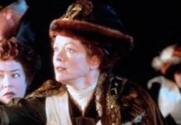 Kathy Bates, Frances Fisher - Titanic