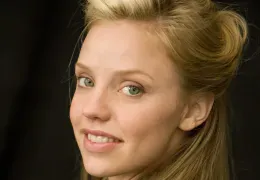 'G-FORCE' Kelli Garner Ph: Robert Zuckerman