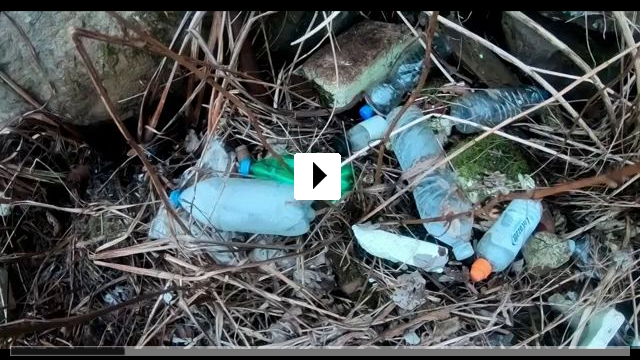 Zum Video: The North Drift - Plastik in Strmen
