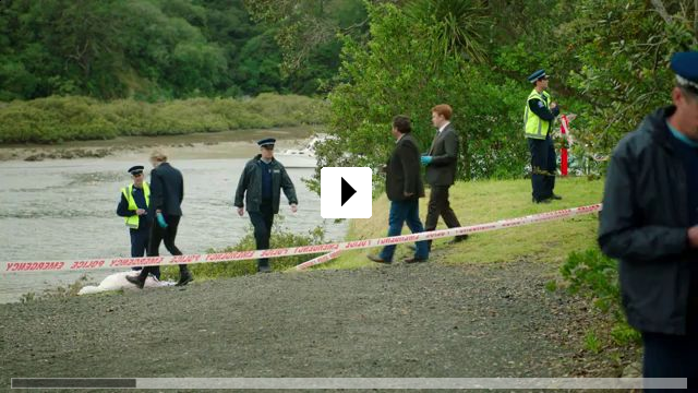 Zum Video: Brokenwood: Mord in Neuseeland