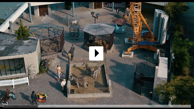 Zum Video: Akiko, der fliegende Affe