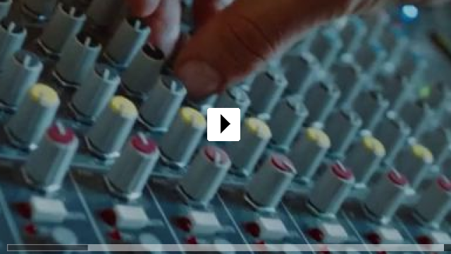 Zum Video: Rave On