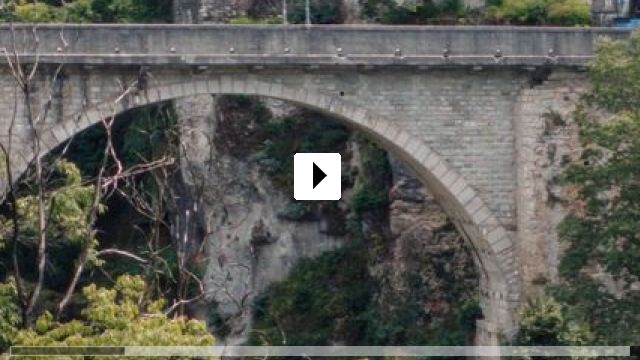 Zum Video: Little Trouble Girls