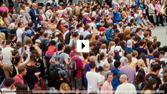 Zum Video: Ein Sommer in Paris